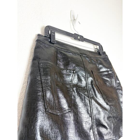Torn By Ronny Kobo Donnie Asymterical Skirt Size Large Black Snakeskin Pleather - Picture 10 of 12